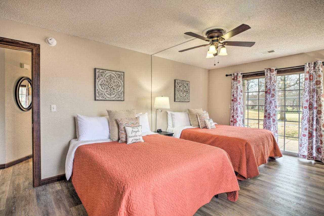 Branson Family Resort Condo With Indoor Pool And Patio מראה חיצוני תמונה